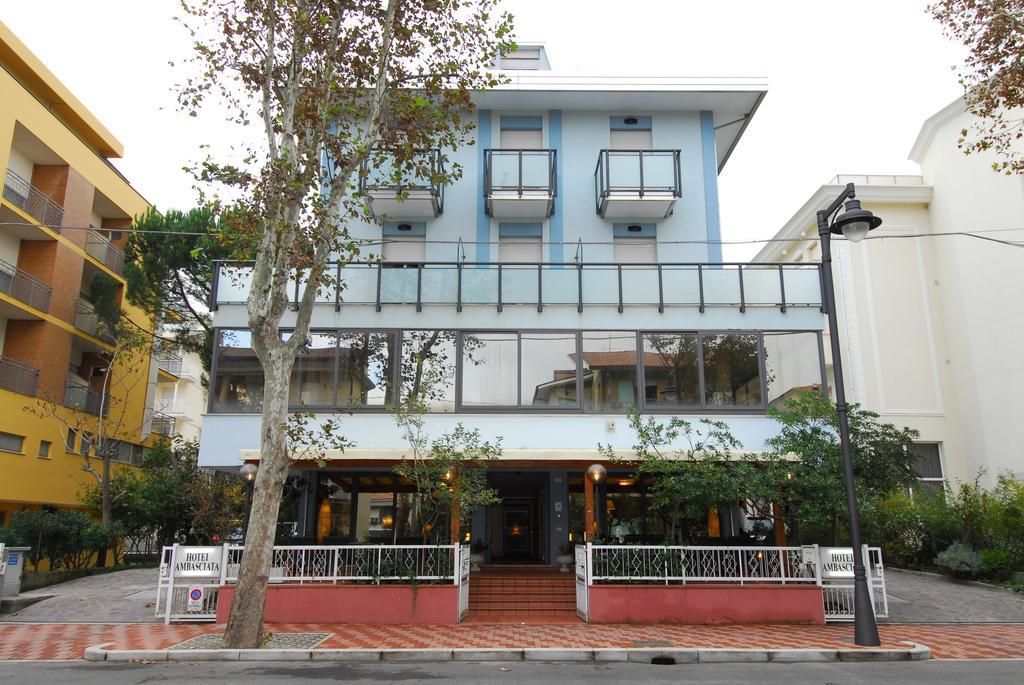 Hotel Ambasciata เชเซนาติโก ภายนอก รูปภาพ